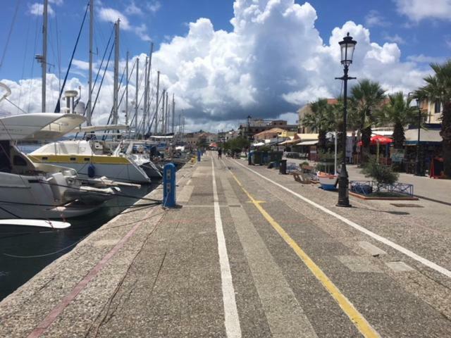 Paradisos Preveza Esterno foto