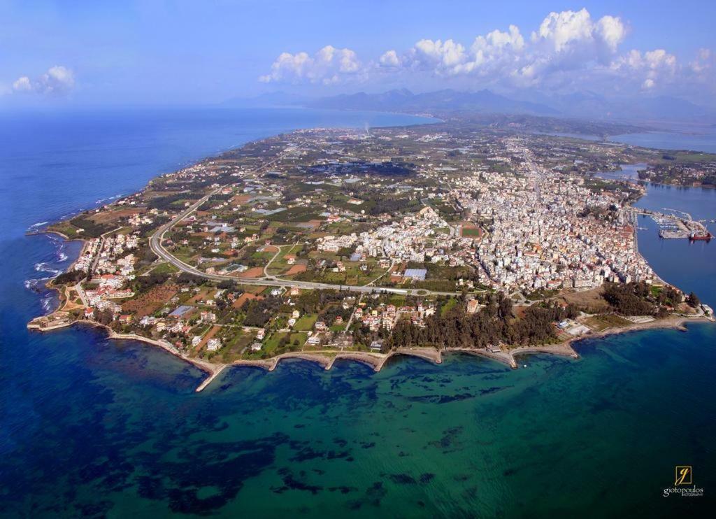 Paradisos Preveza Esterno foto